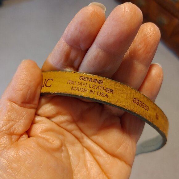 Banana Republic Italian Leather Belt - Picture 5 of 10